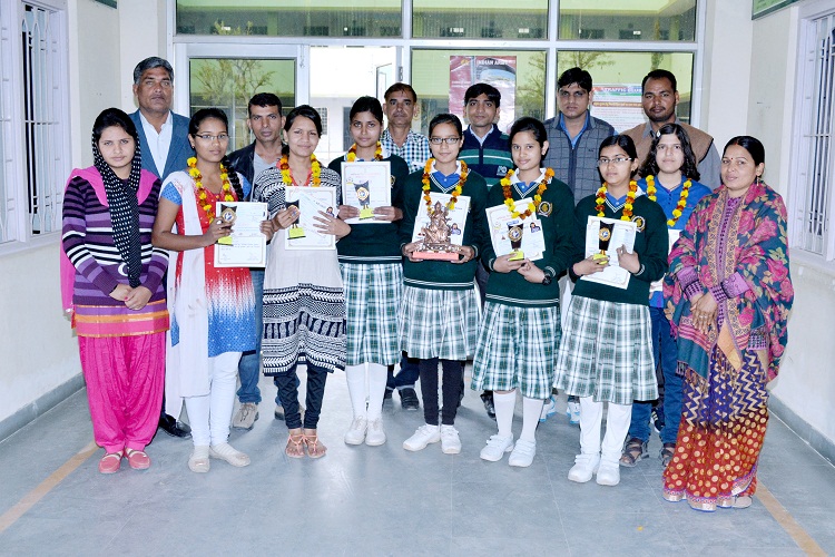 students with award